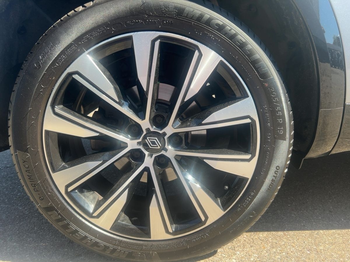 Fahrzeugabbildung Renault Austral Techno 160 Automatik SHZ