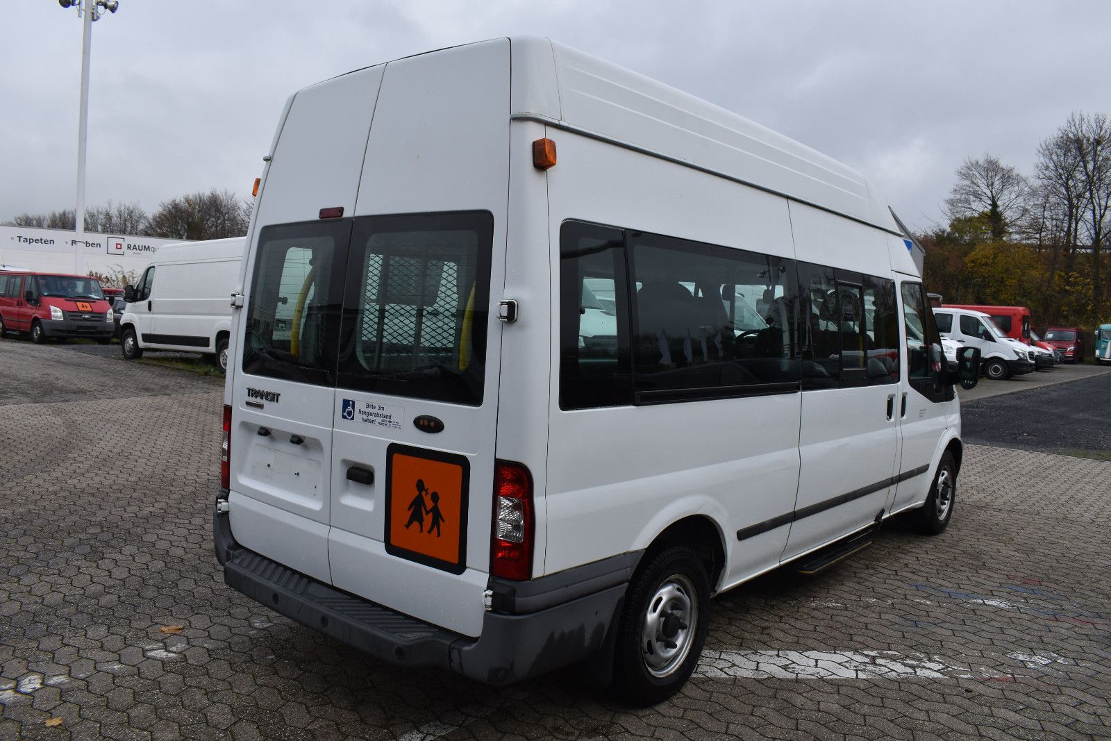 Fahrzeugabbildung Ford Transit Kombi FT 300 L Behindertengerecht *8454