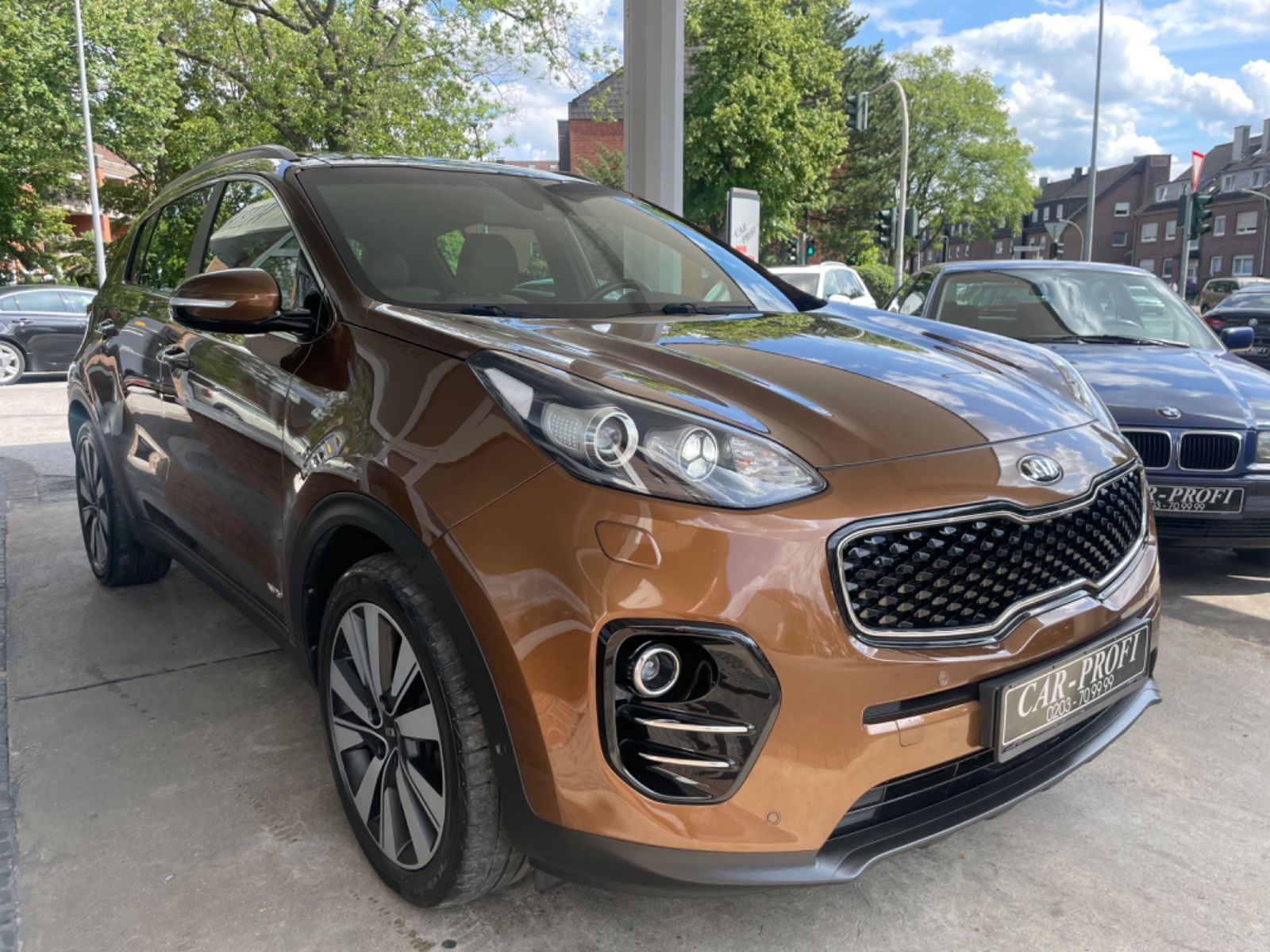 Fahrzeugabbildung Kia Sportage Platinum Edition 4WD Aut Panorama/Leder