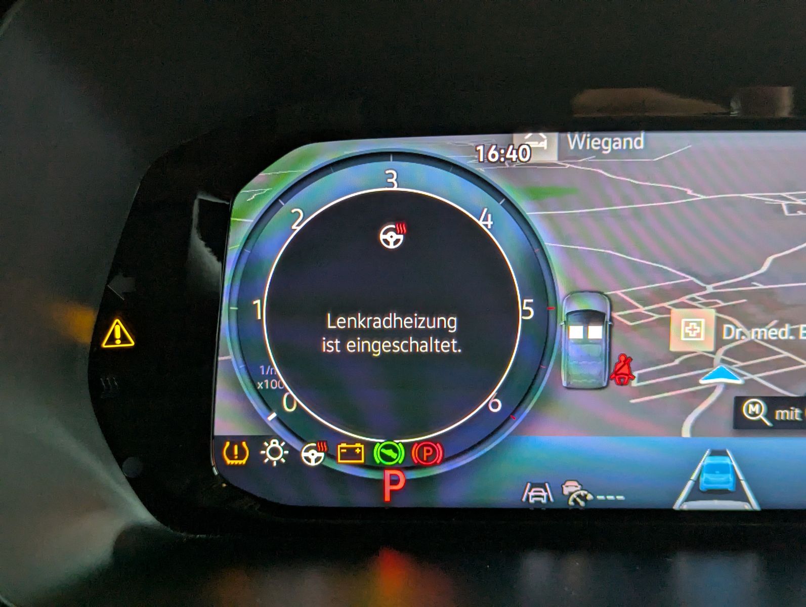 FORD Grand Tourneo L2 Active 7-Sitz Bi-LED Pano AHK - Image 38