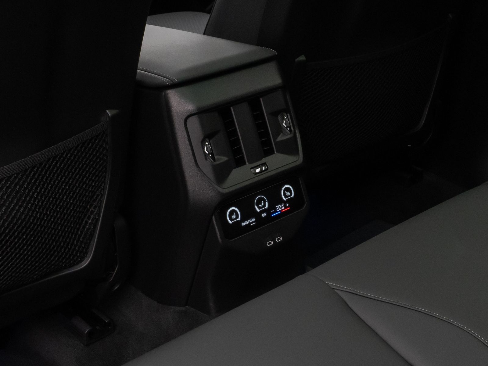 Fahrzeugabbildung BMW X3 M50 Panorama 360°HUD DAB H/K Komfort Alarm