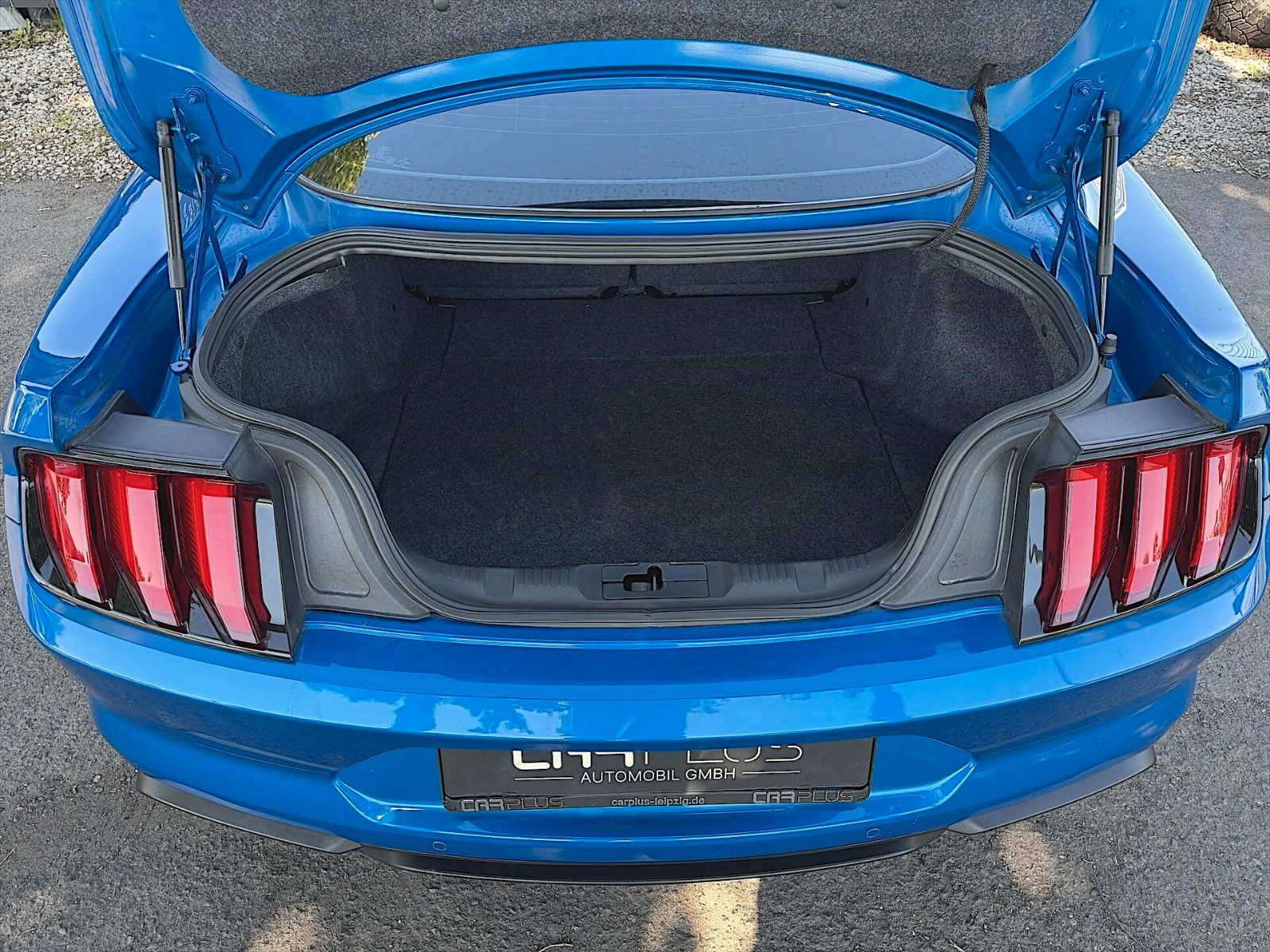 Fahrzeugabbildung Ford Mustang Shelby GT 500 5.0 V8 Performance *LED*