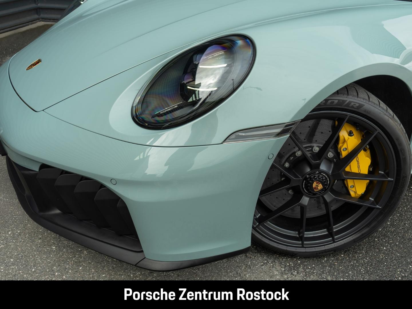 Porsche 992 911 Targa 4 GTS Clubleder Surround-View BOSE