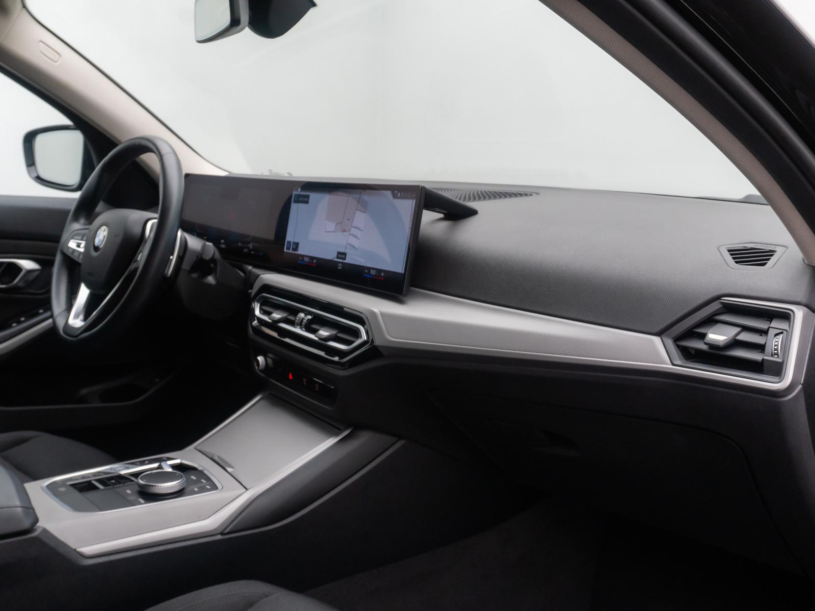 BMW 318i GeschwindigReg DAB Cockpit+ PDC Widscreen
