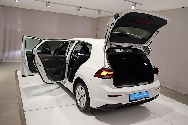 Golf 1.5 TSI Life ACC NAVI SHZ BT PDC LED Klima