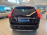 Volvo XC 60 XC60 Momentum AWD - Volvo: Momentum