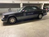 Mercedes-Benz 300 CE 24V - Mercedes-Benz 300: Ce 24v