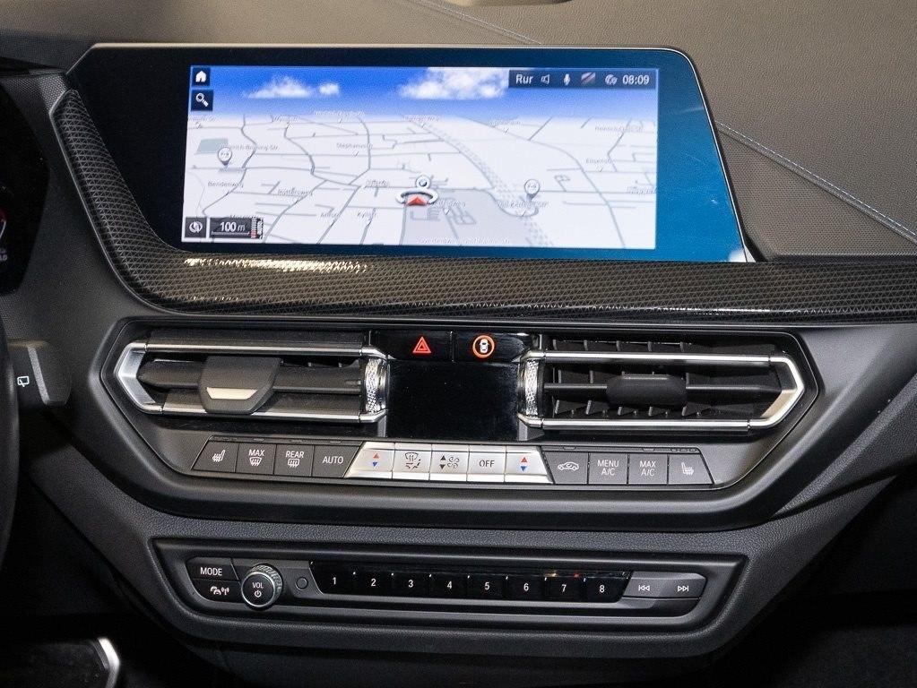 BMW 118 i /5 M Sport PANO RFK NAVI LED Sound Syst., миниатюра 7