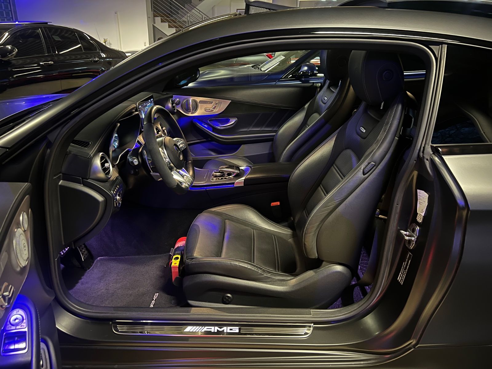 Fahrzeugabbildung Mercedes-Benz C 63 S AMG Coupe PERFORMANCE*DESIGNO-MAGNO*AERO*