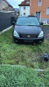 Kia Carnival - Kia Carnival aus 2006 mit Diesel-Antrieb