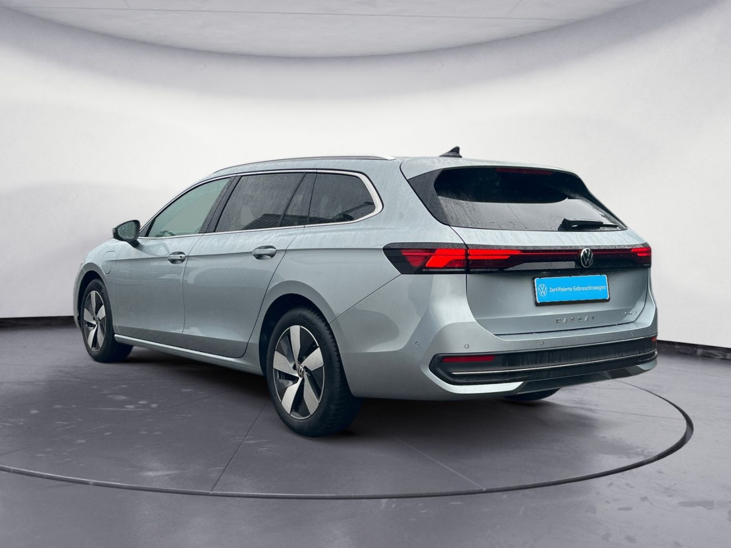 Volkswagen Passat 1.5 eTSI DSG Business LED NAVI KAMERA AHK foto 3