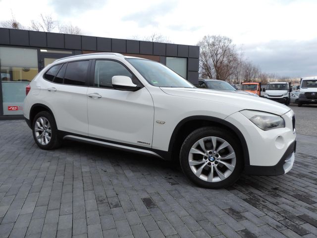 BMW X1 xDrive 18d X-Line Navi Sitzh. PDC AHK