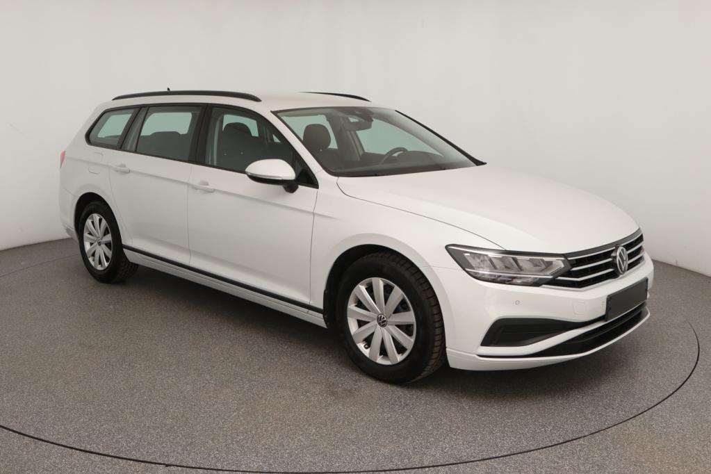 Volkswagen Passat Variant 1.5 TSI DSG LED*SHZ*RFK*PDC*NAV*