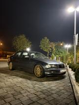 BMW 325i - - BMW 325 aus 2001: 325i