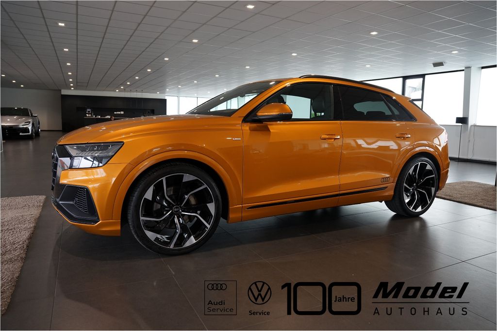 Image of Audi Q8