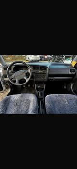 Volkswagen OLDTIMER Golf 1.6 Europe - Volkswagen Golf Oldtimer mit Benzin-Antrieb