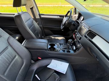 Volkswagen Touareg - 6