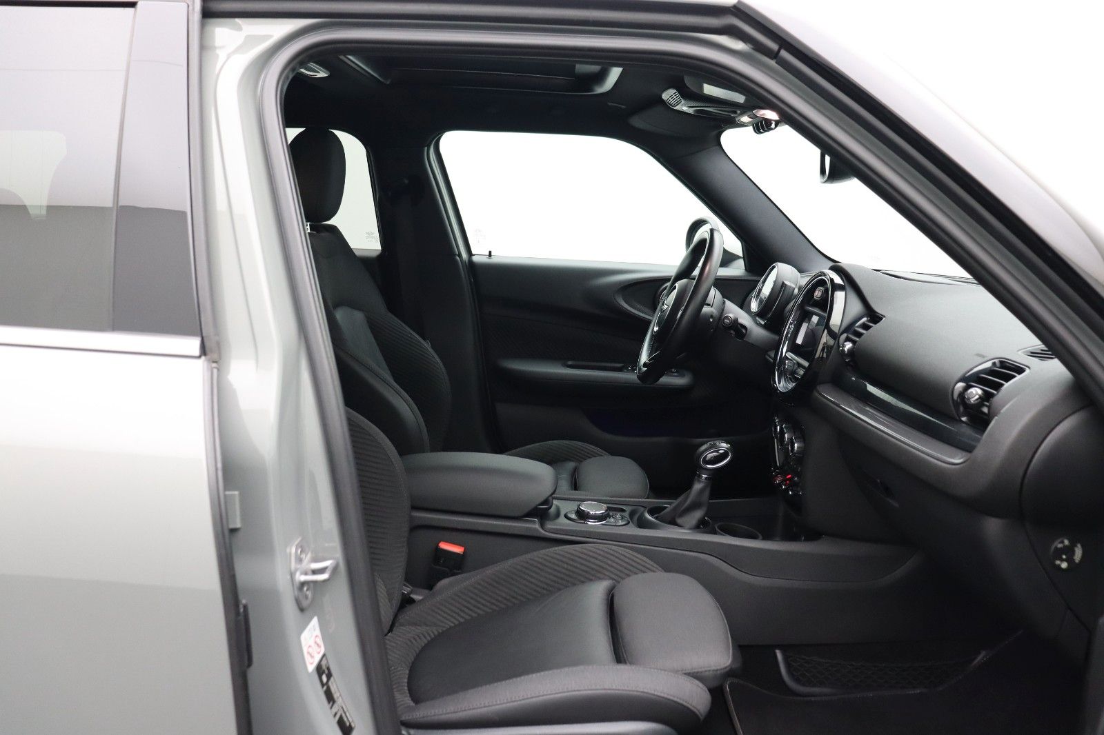 Fahrzeugabbildung MINI Cooper Clubman 1.5