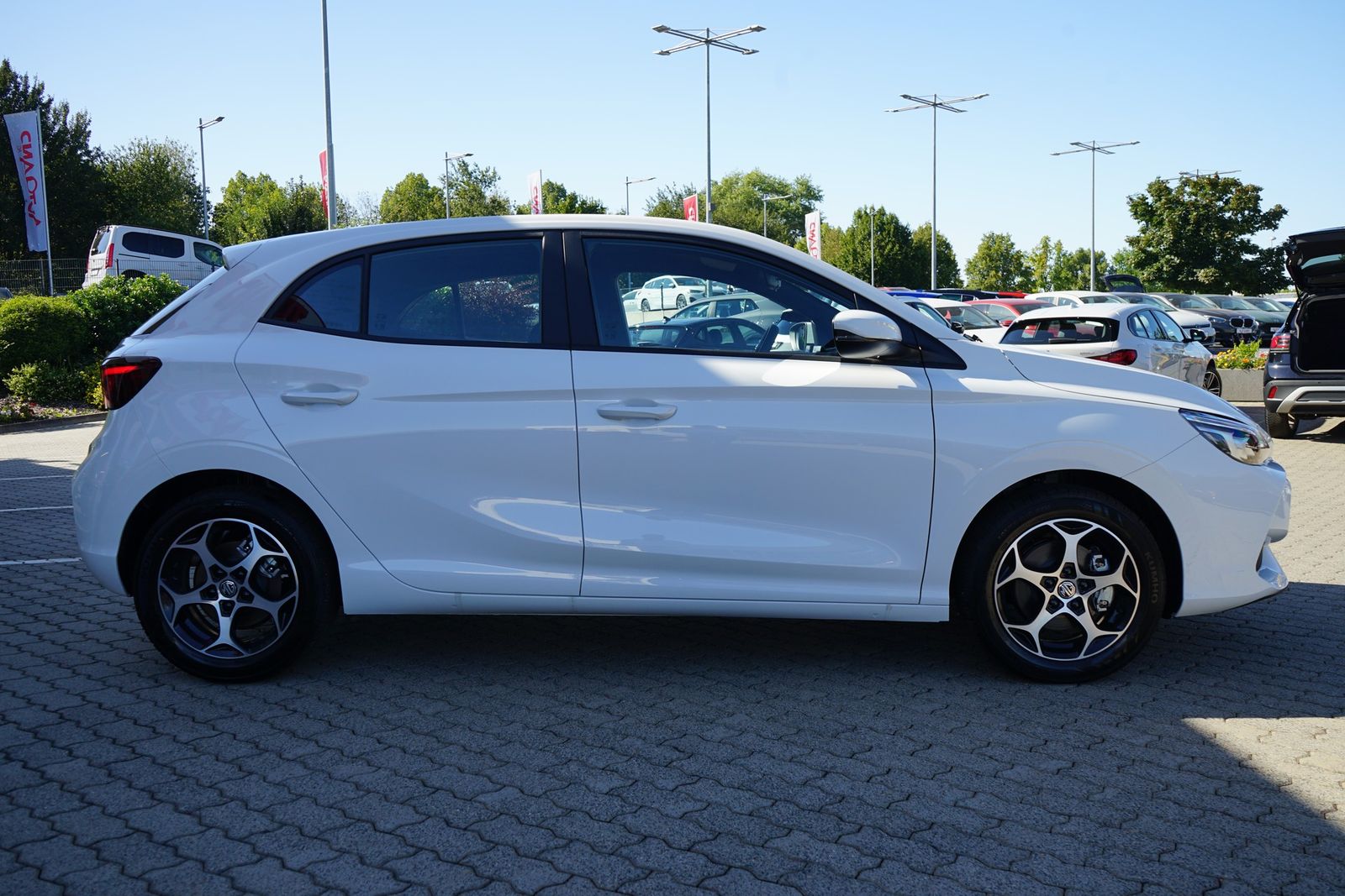MG3 1.5 Hybrid Comfort Aut. ACC Navi Kamera imagem 3
