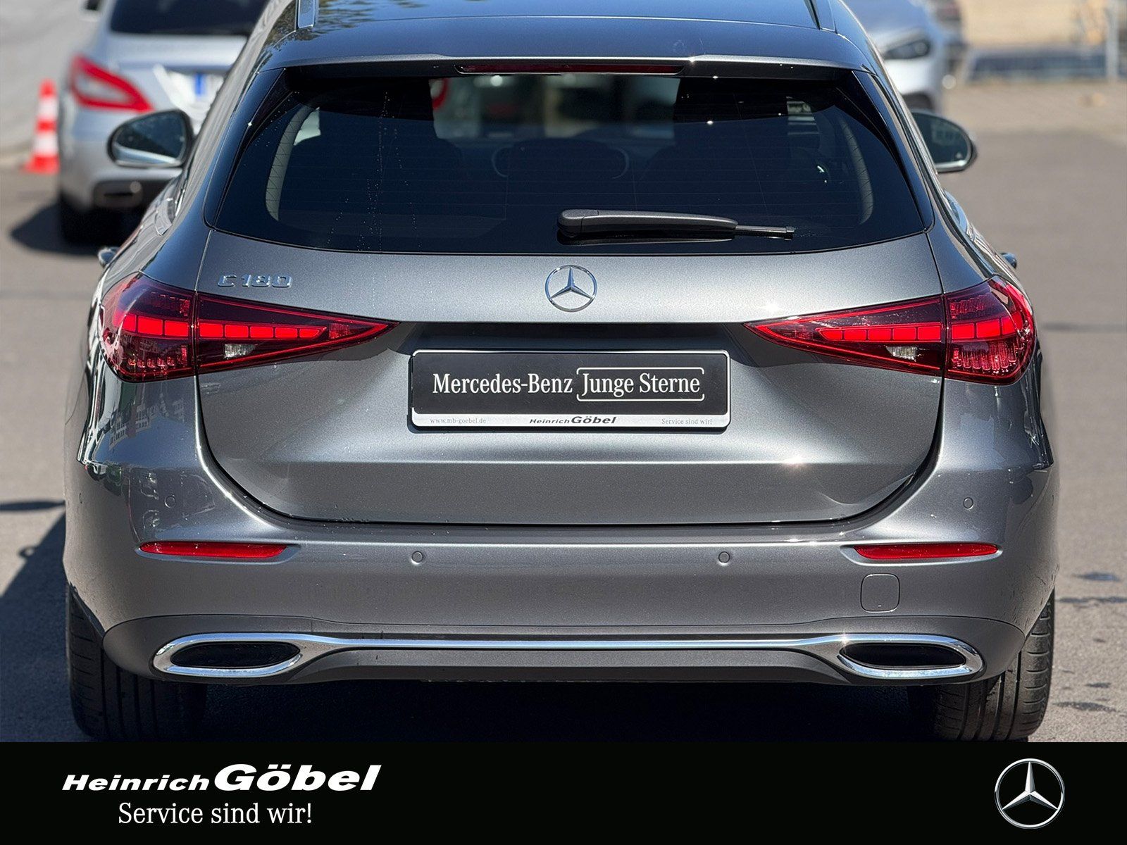 Fahrzeugabbildung Mercedes-Benz C 180 T Avantgarde*AHK*TOTWINKEL*KAMERA*ELEK.HEC