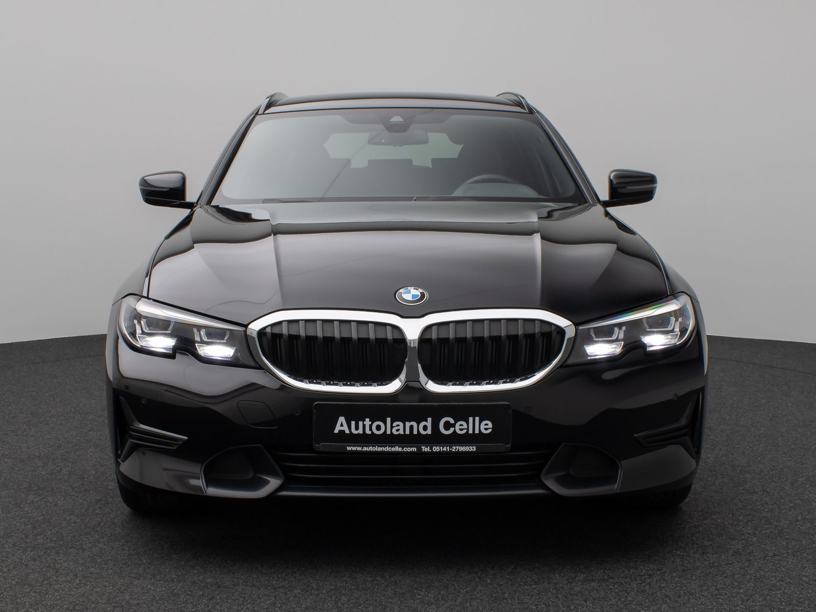 Fahrzeugabbildung BMW 330i Sport Line Kamera Lenkhz HiFi Komfort Alarm