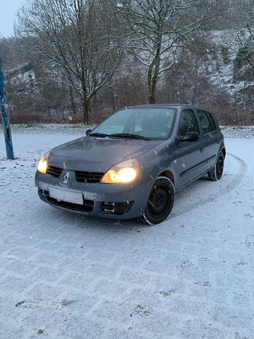 Renault Clio 2 *Tüv Neu*