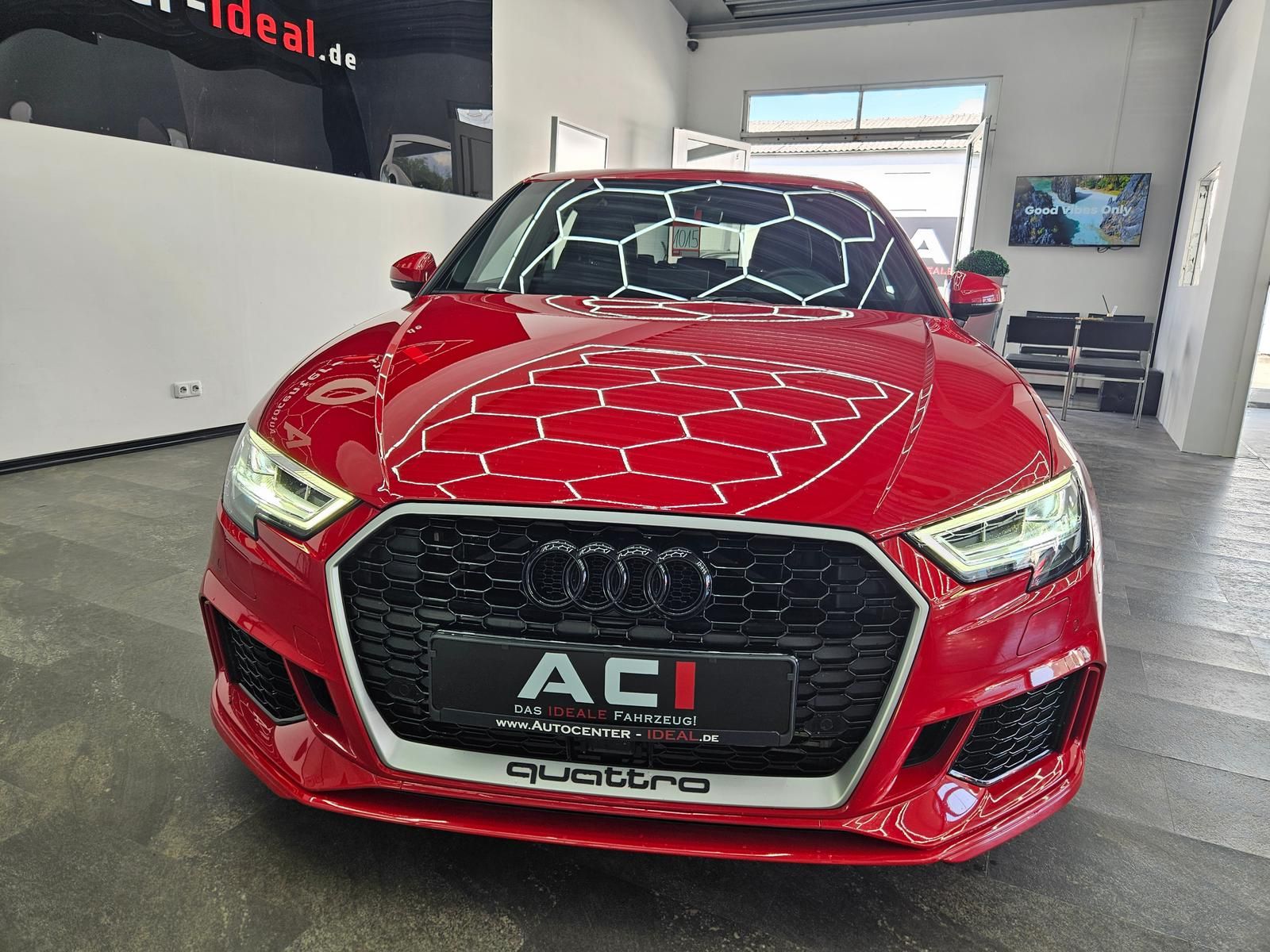Audi RS3 2.5 TFSI quattro, foto 14