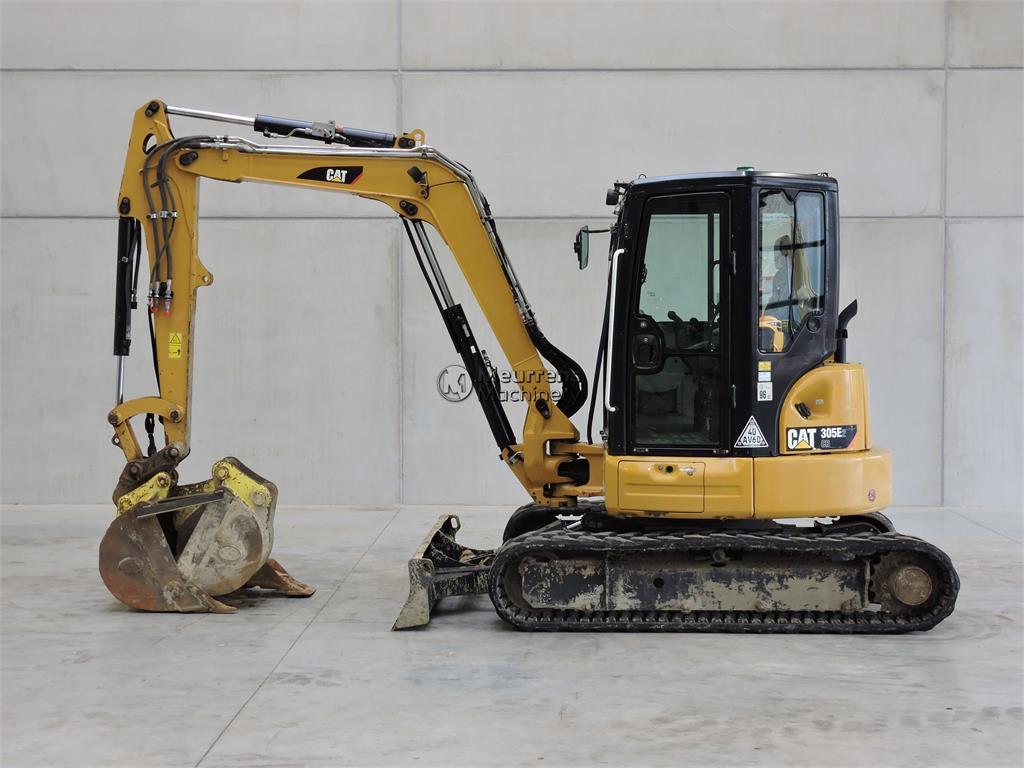 CAT 305E 3 Buckets