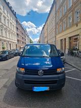 Volkswagen VW T5 Transporter Kombi BJ 2012 - Volkswagen T5 mit Diesel-Antrieb: Kombi, 2.5