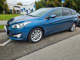 Hyundai i40 cw 1.7 CRDi FIFA World Cup EDT. Gold 100... - Hyundai i40 von privat