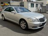 Mercedes-Benz S 400 S -Klasse Lim. Hybrid *Vollausstattung - gebrauchte Mercedes-Benz S 400 aus dem Jahr 2010