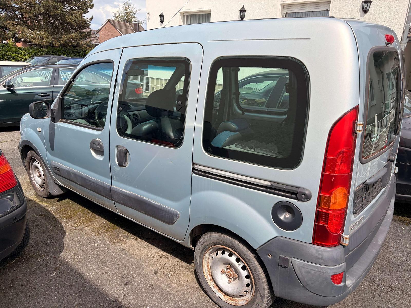 Renault Kangoo Campus,1,2 Benzin ,Gasanlage,2schiebetür