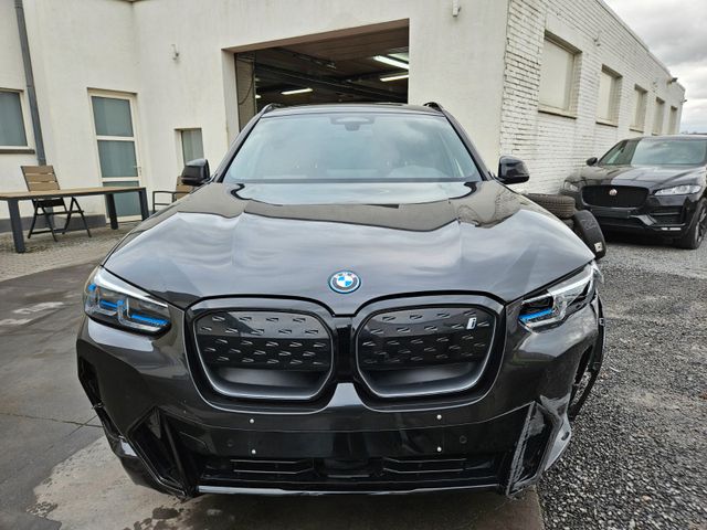 BMW iX3 M-PAKET SHADOW LINE