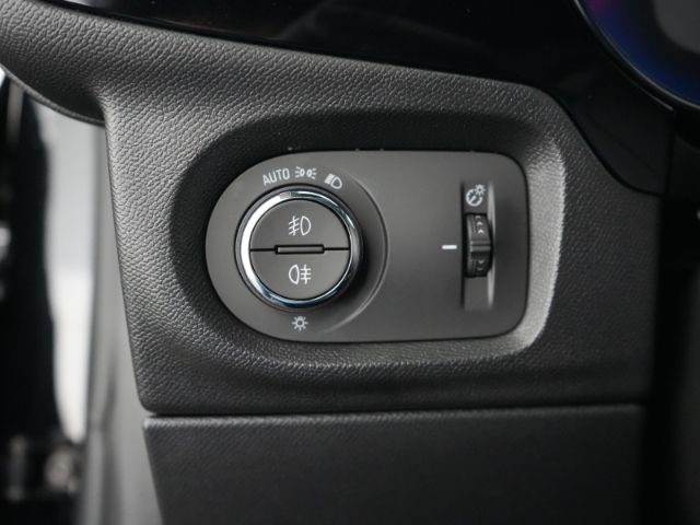Corsa F FACELIFT GS HYBRID eDCT+LED-SCHW+RÜCKFAH