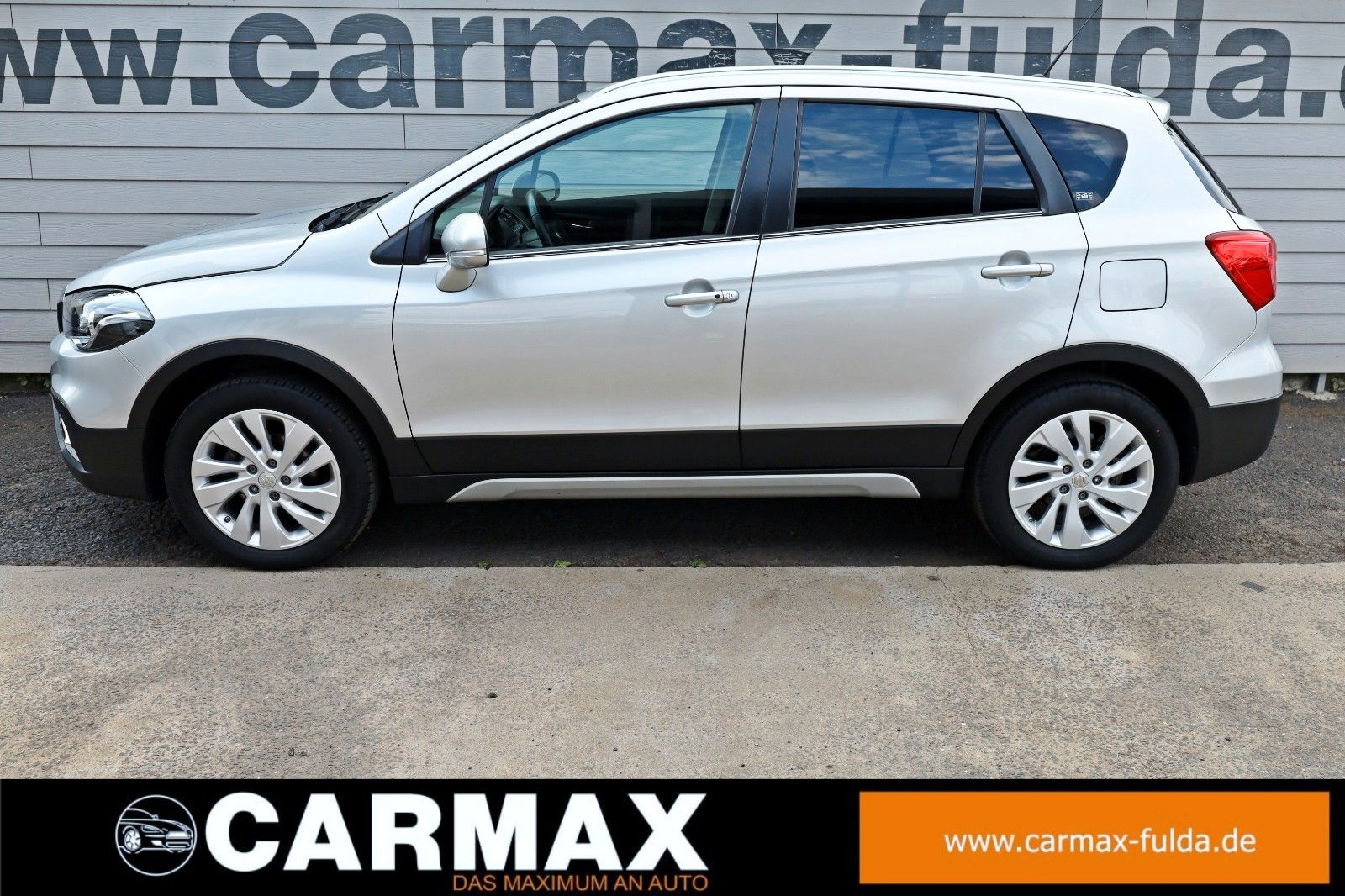Fahrzeugabbildung Suzuki SX4 S-Cross Comfort LED,SH,PDC,ACC,Apple Car
