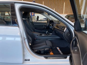 BMW 320 d Touring Sport Line *LED*NAVI*PDC*SZHZ*