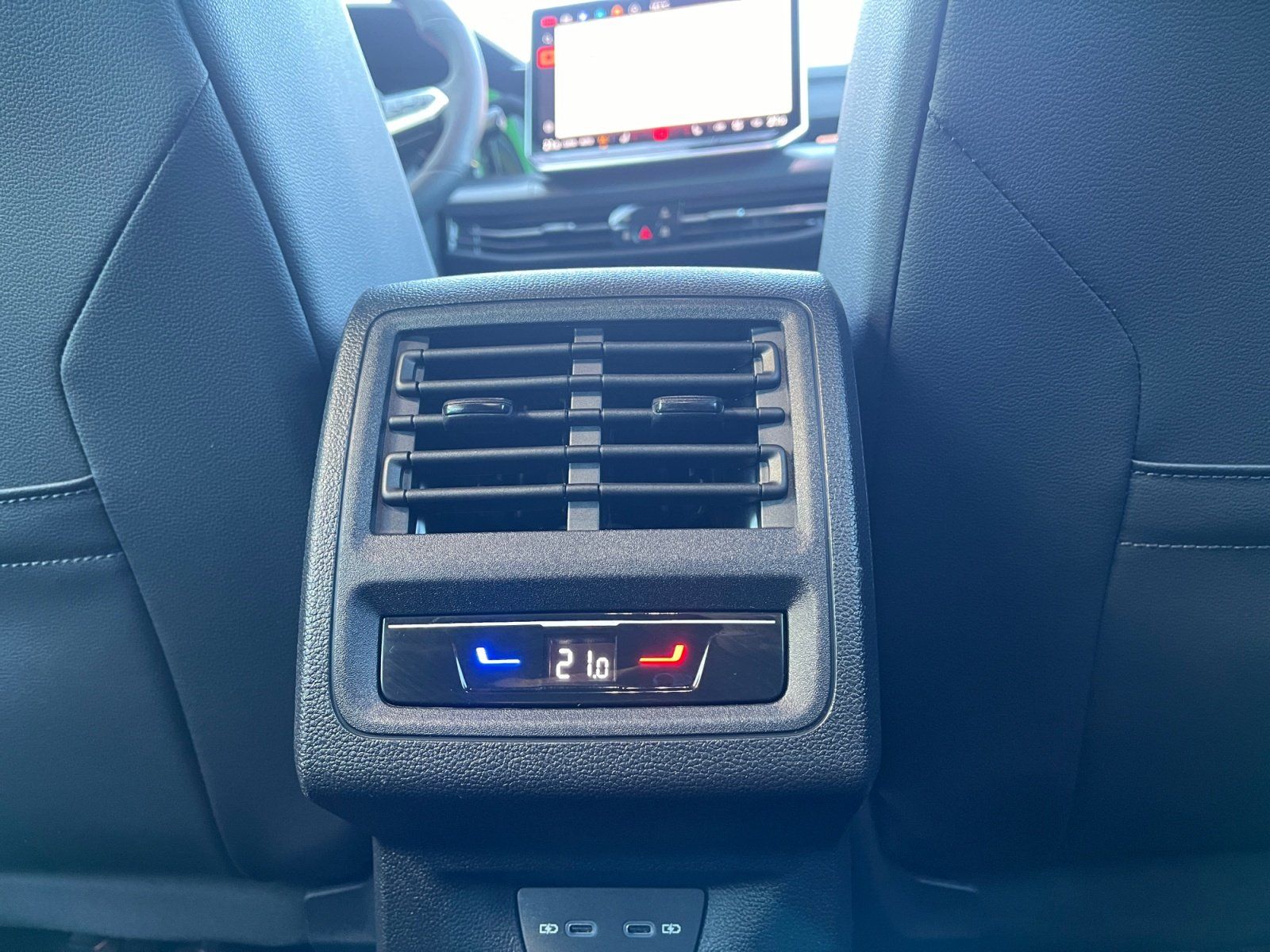 Volkswagen Golf VIII GTI Clubsport 2.0 TSI DSG Matrix-LED foto 17
