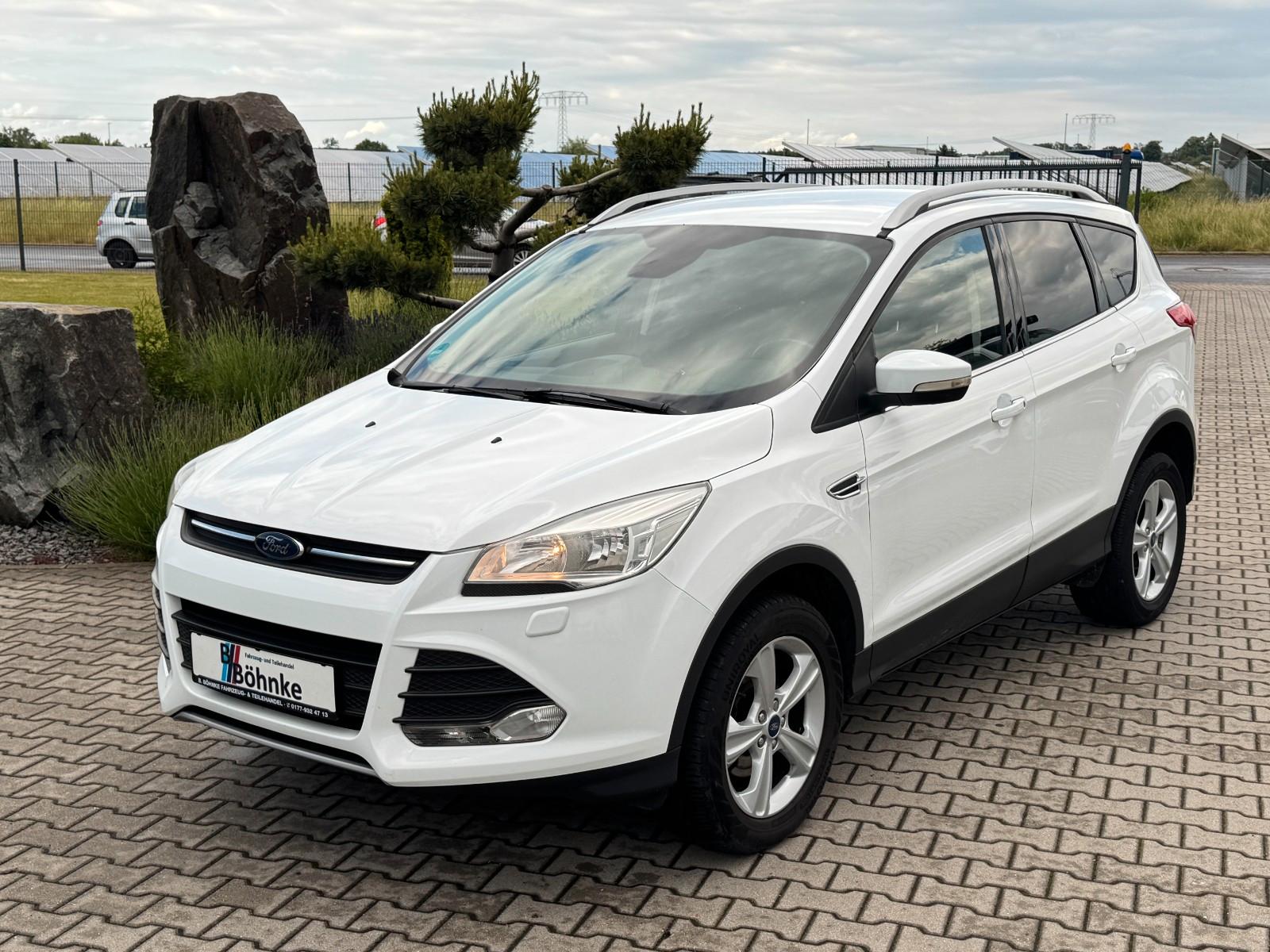 Ford Kuga Sync Edition Sitzheizung Klima Motorschaden