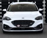 Ford Focus Turnier ST - Ford Focus ST mit Benzin-Antrieb
