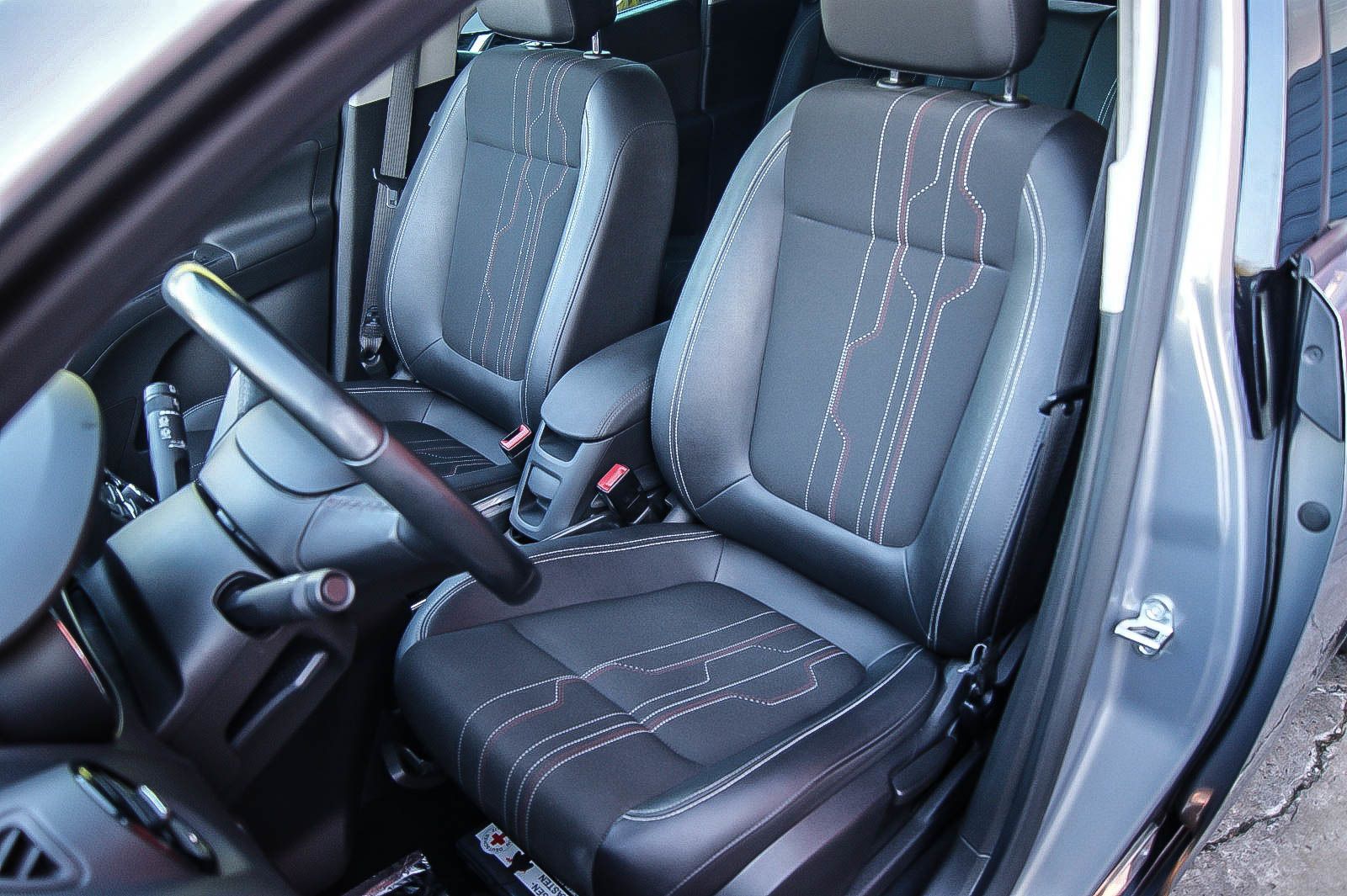 Fahrzeugabbildung Opel Meriva B 1.4Turbo 150 Jahre Opel 1HAND ANHZV PDC