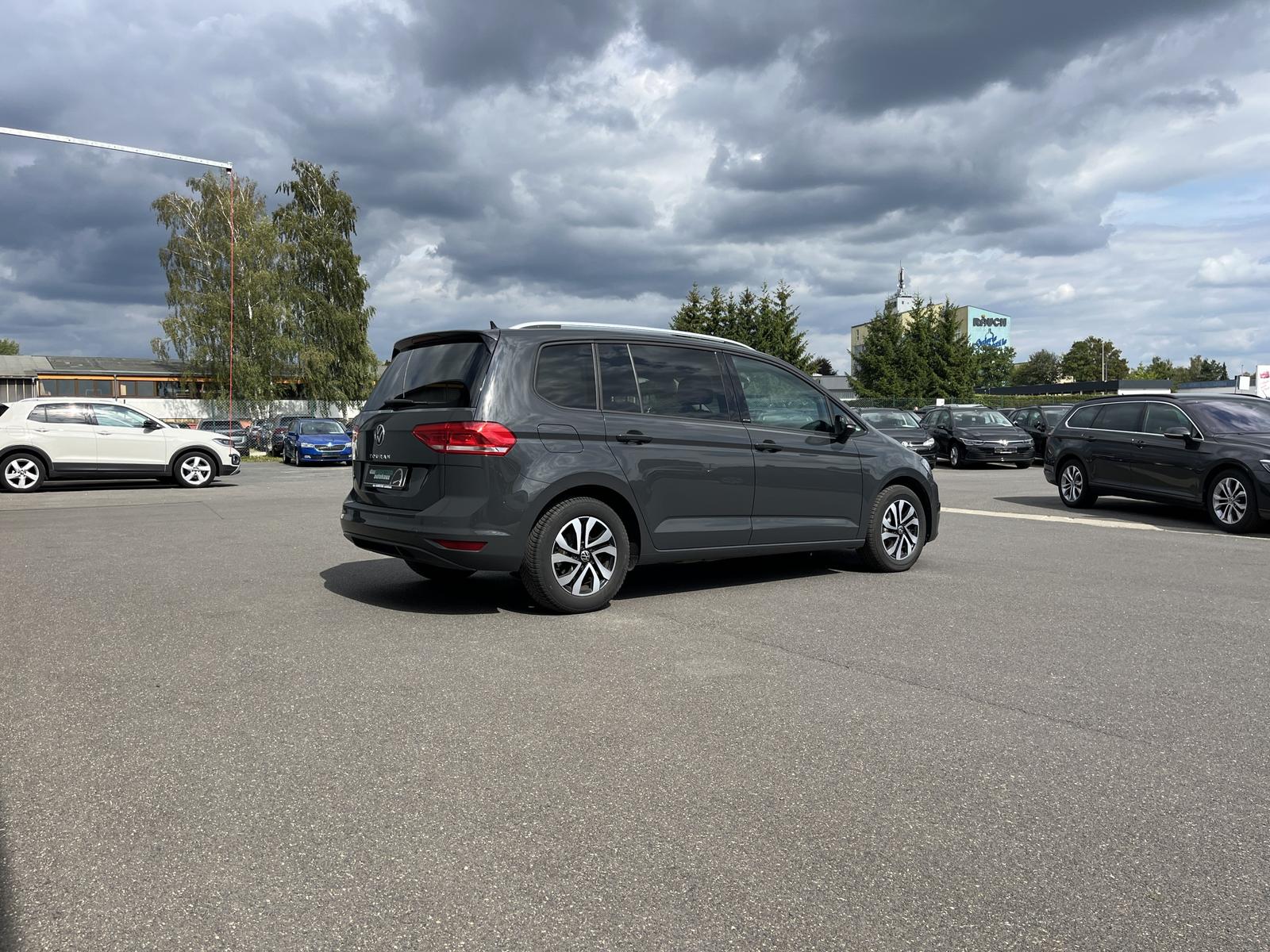 Volkswagen Touran 2.0 TDI ACTIVE 125€ m.20% Anz. STHZ Navi, миниатюра 7