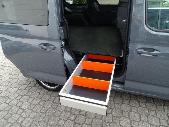 Caddy Cargo 1.5 TSI DSG Komfort - LED /  AHZV