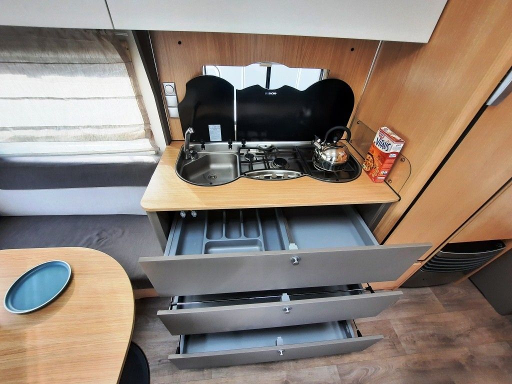 Fahrzeug Übersicht 13 Fahrzeugabbildung LMC Tandero 500 E Sparen Sie 5.590,- €