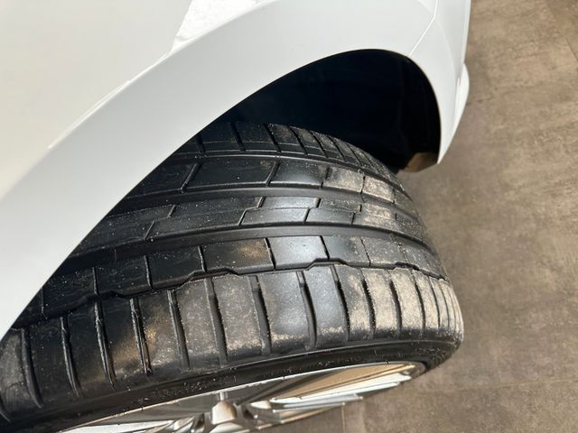 Audi A4 Avant sport *VIRTUALCOCKPIT*BI-XENON*NAVI*