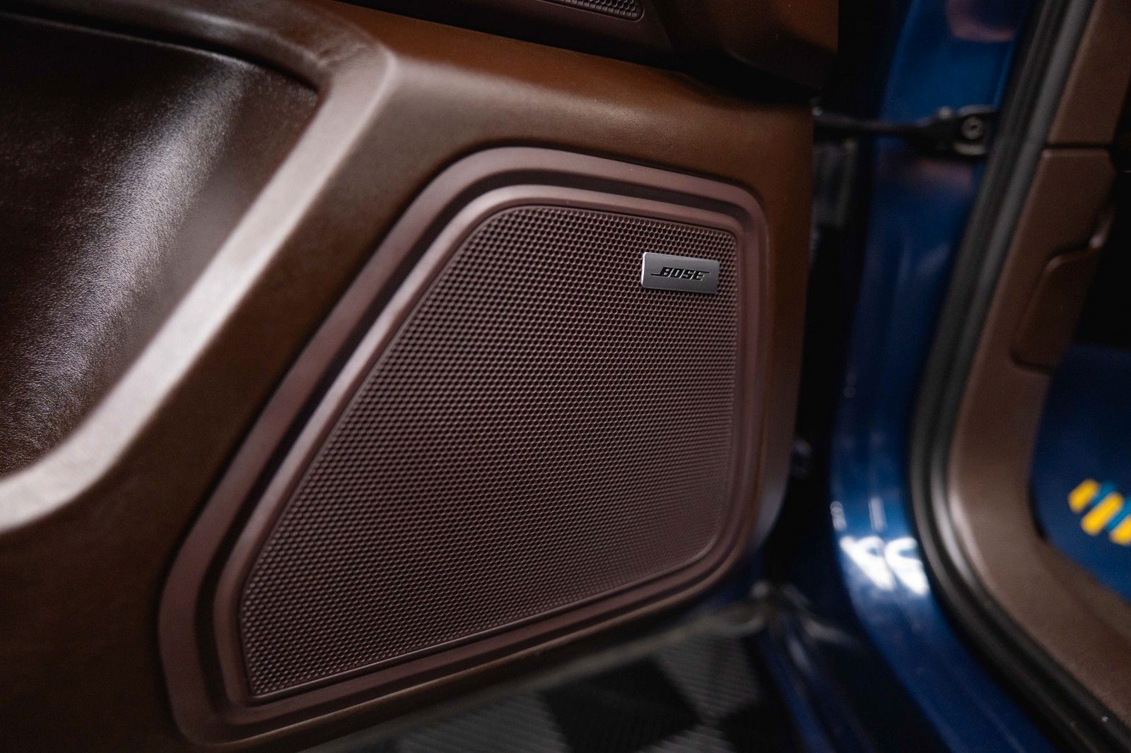 Fahrzeugabbildung Porsche Macan Turbo Sport-Design Chrono+ *Pano*DAB*LED*