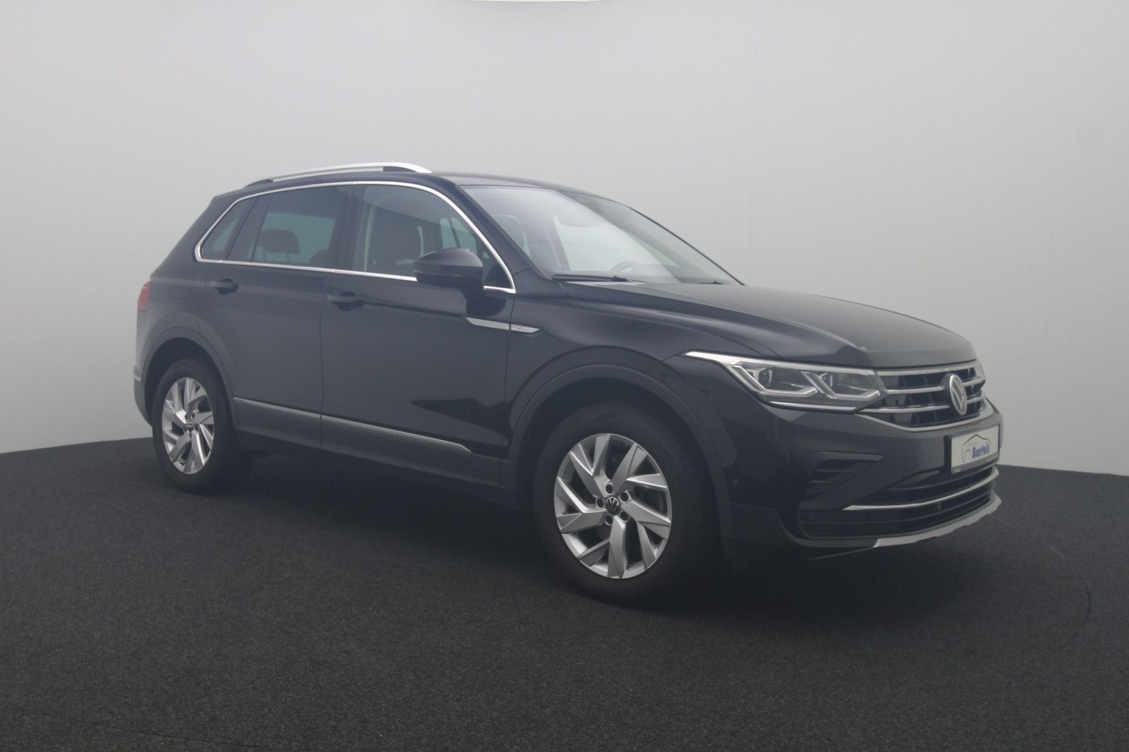 Fahrzeugabbildung Volkswagen Tiguan 2.0 Elegance 4Motion