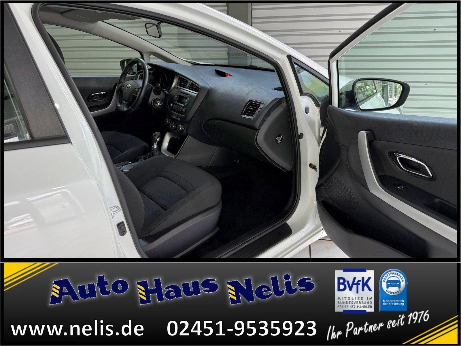 Kia Cee'd Sportswagon 1.4 CVVT Vision RadioCD MP3 US