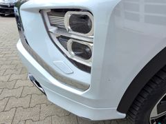 Fahrzeugabbildung Eclipse Cross Plus Select Black Hybrid 4WD