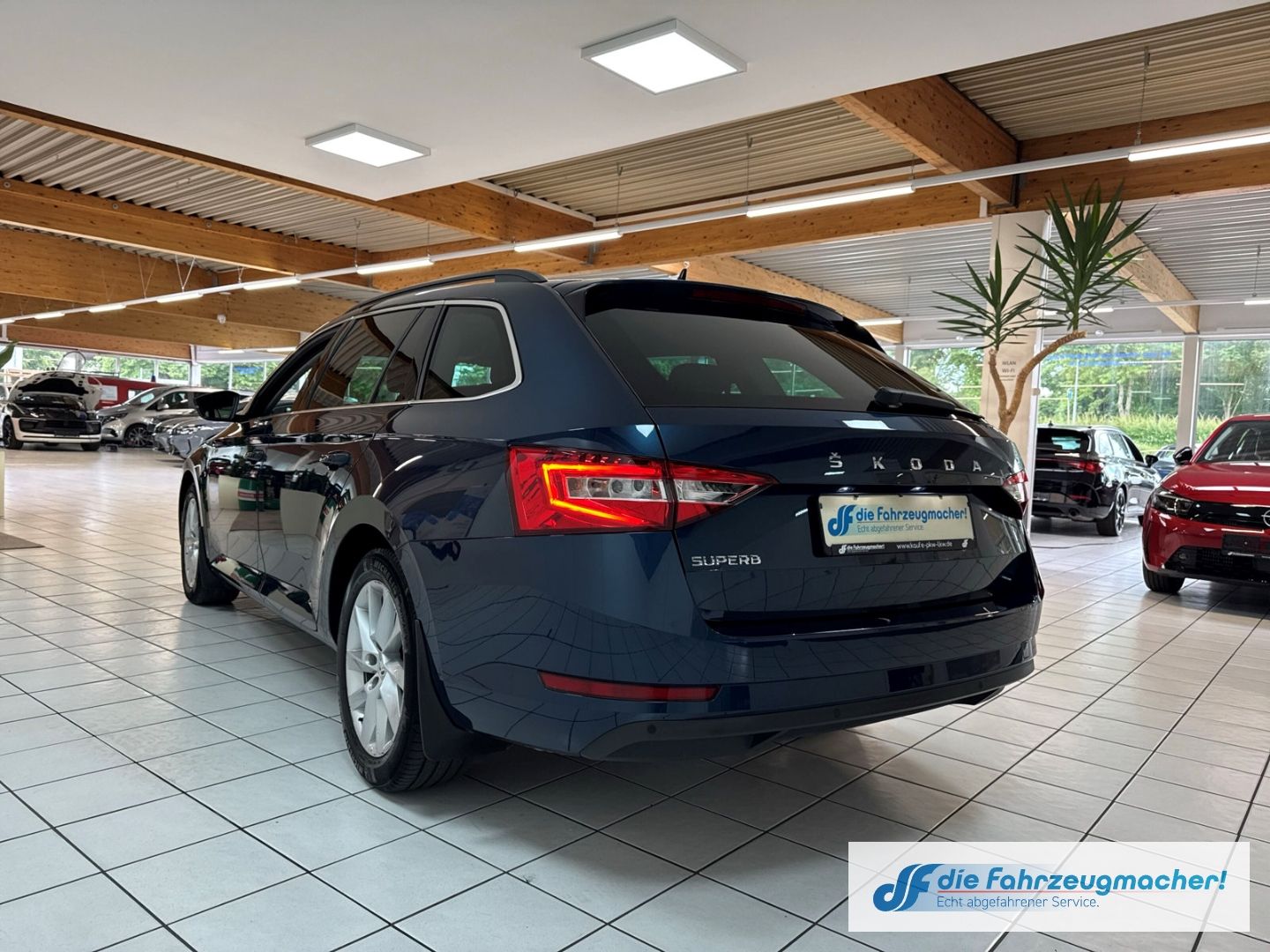 Fahrzeugabbildung SKODA Superb Combi 1,5 DSG Ambition Dig.Cockpit LED El