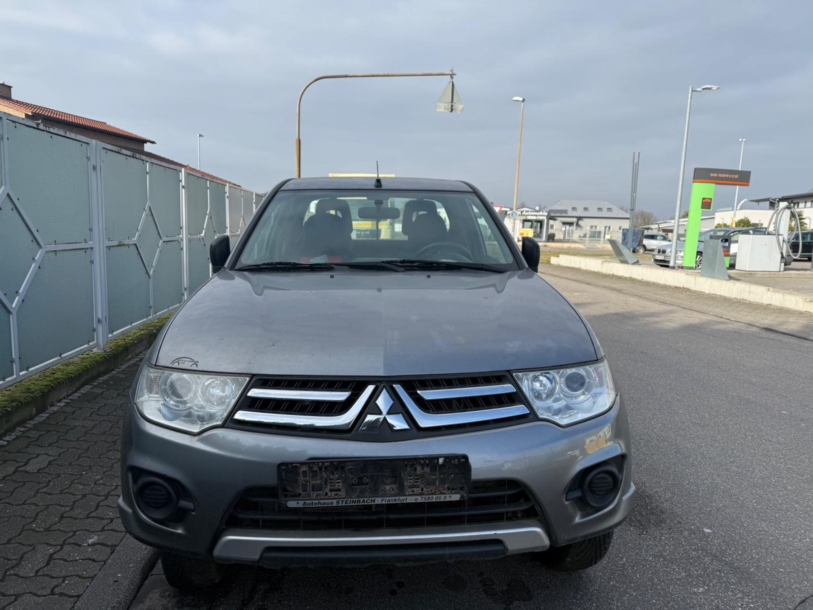 Mitsubishi L200 4x4 Klima 1.Hand